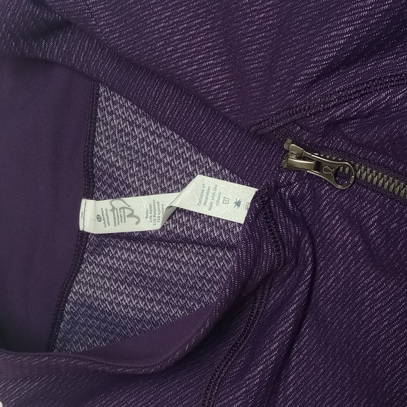 🆕LULULEMON PRECISION PURPLE LILAC CHAIN LINK DEEP ZINFANDEL ASYMMETRICAL JACKET - Picture 11 of 14